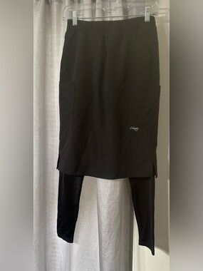 C. Saucy Women’s scrub skirt w/built in leggings